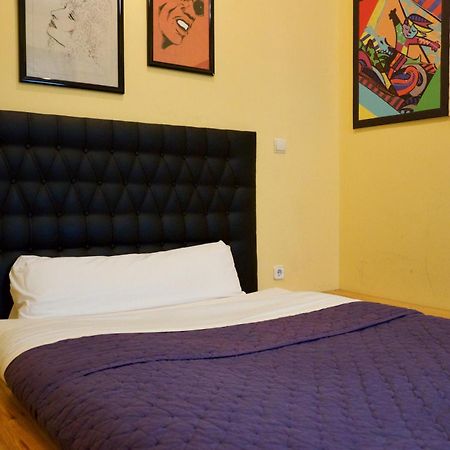 Callao - Apartaments The Palmer House Мадрид Екстериор снимка